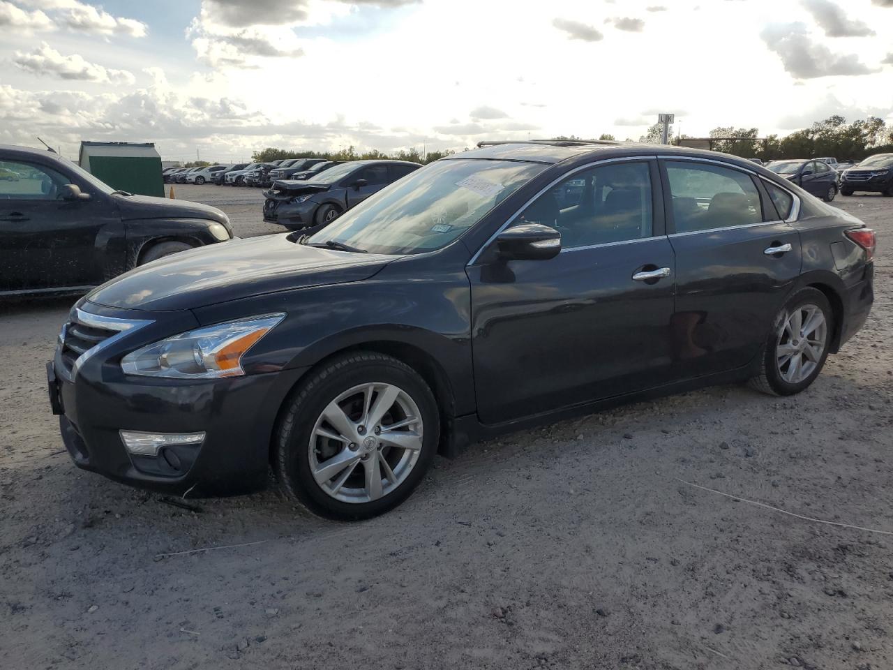 Nissan Altima 2014