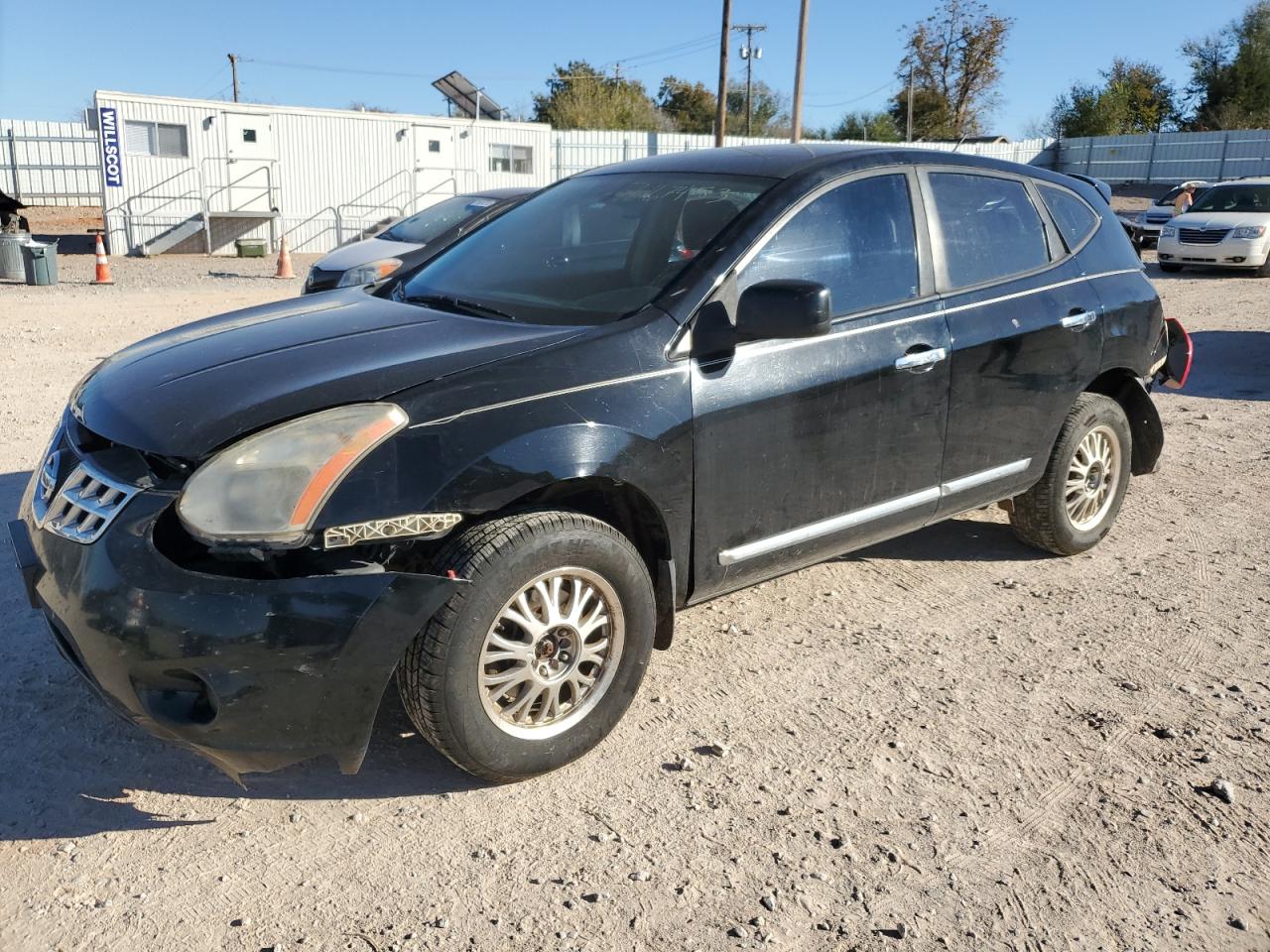 Nissan Rogue sport 2011