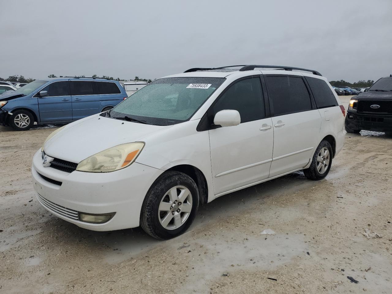 Toyota Sienna 2005