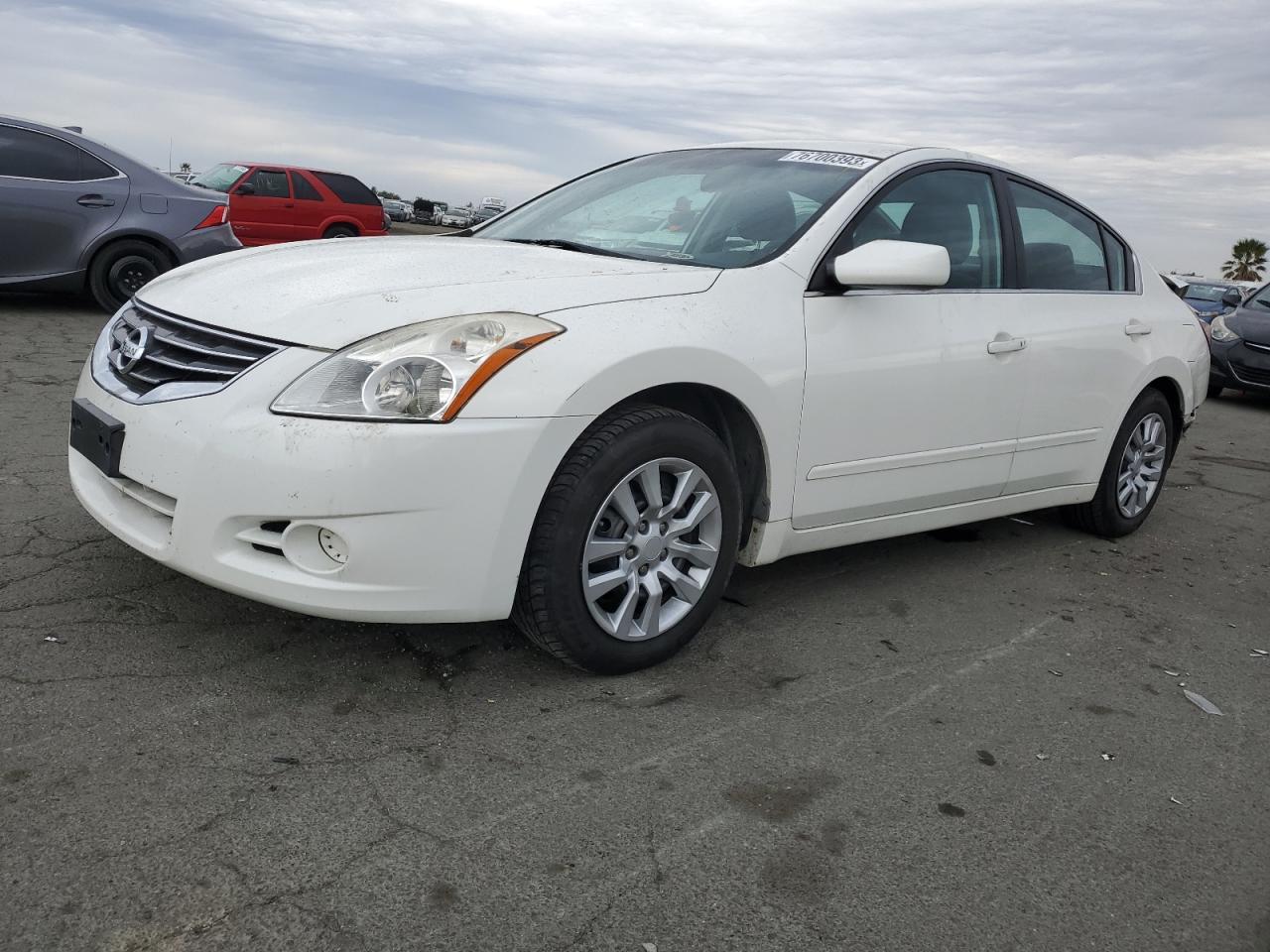 Nissan Altima 2012