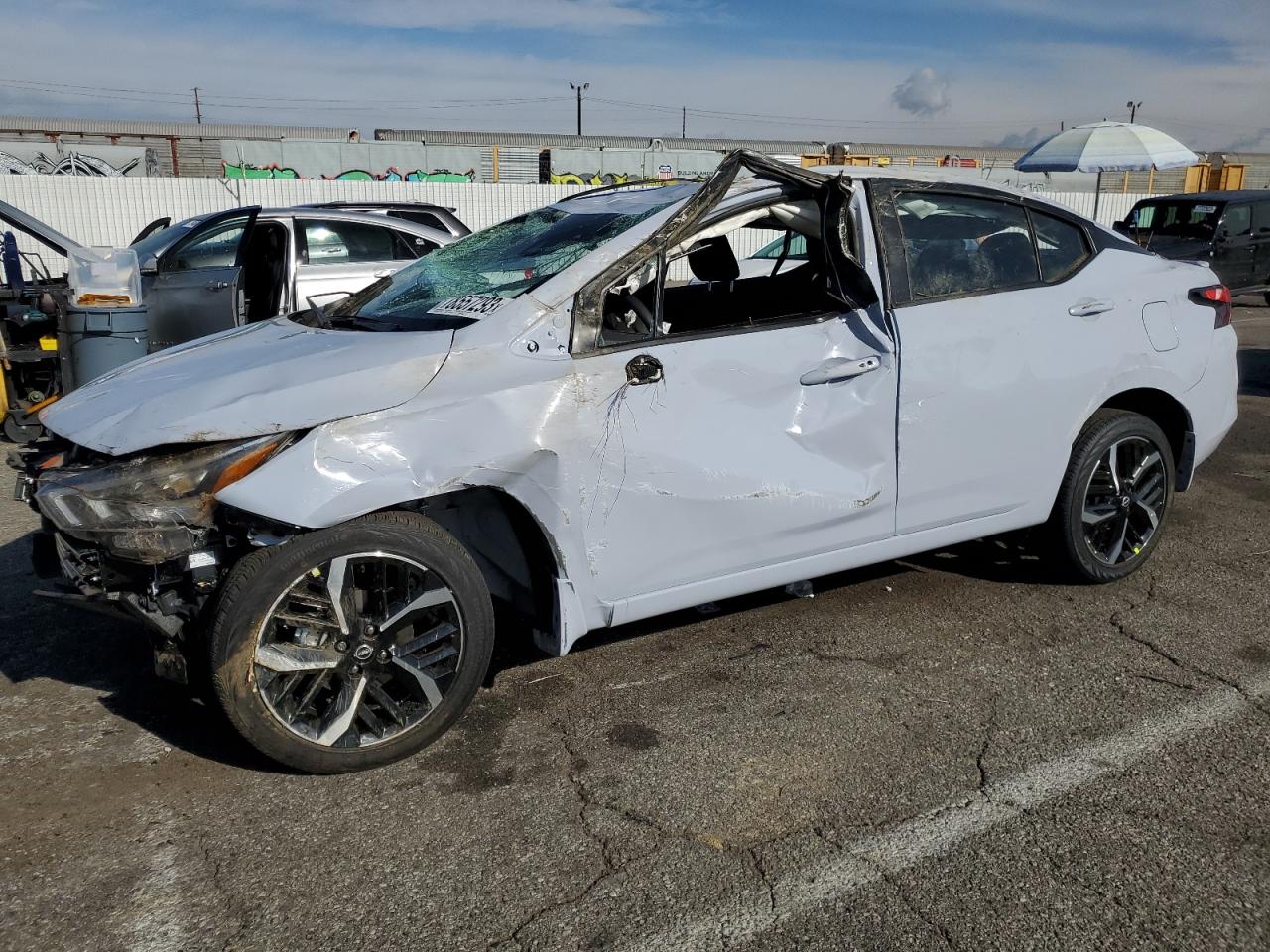 Nissan Versa 2023
