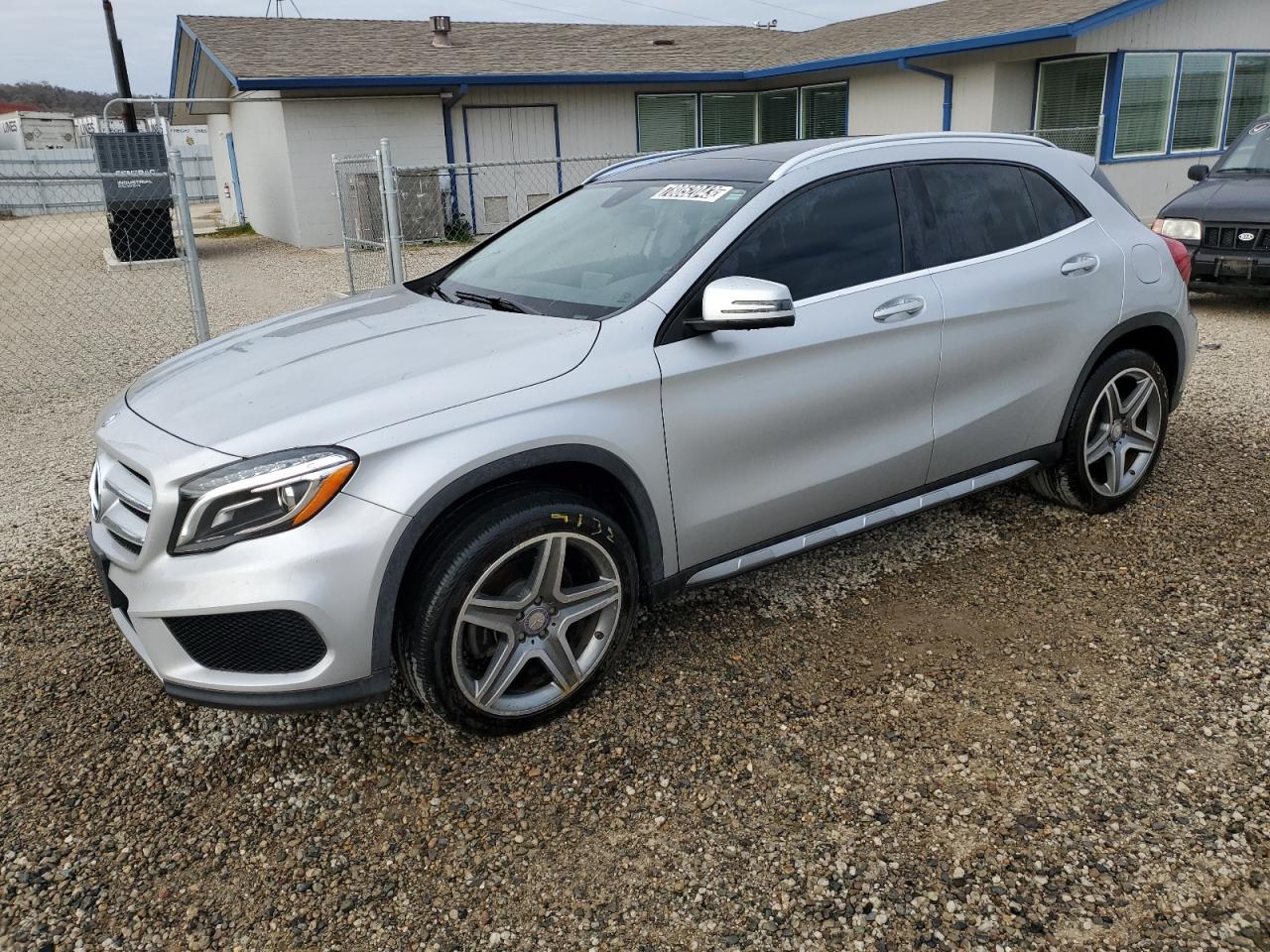 Mercedes-benz Gla-class 2015