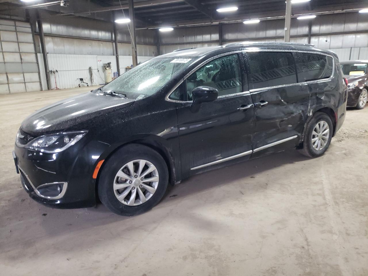Chrysler Pacifica 2018