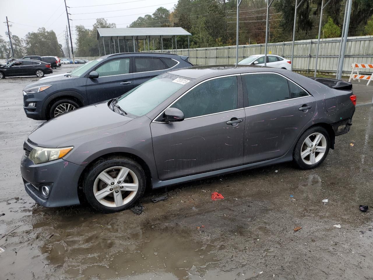 Toyota Camry 2013