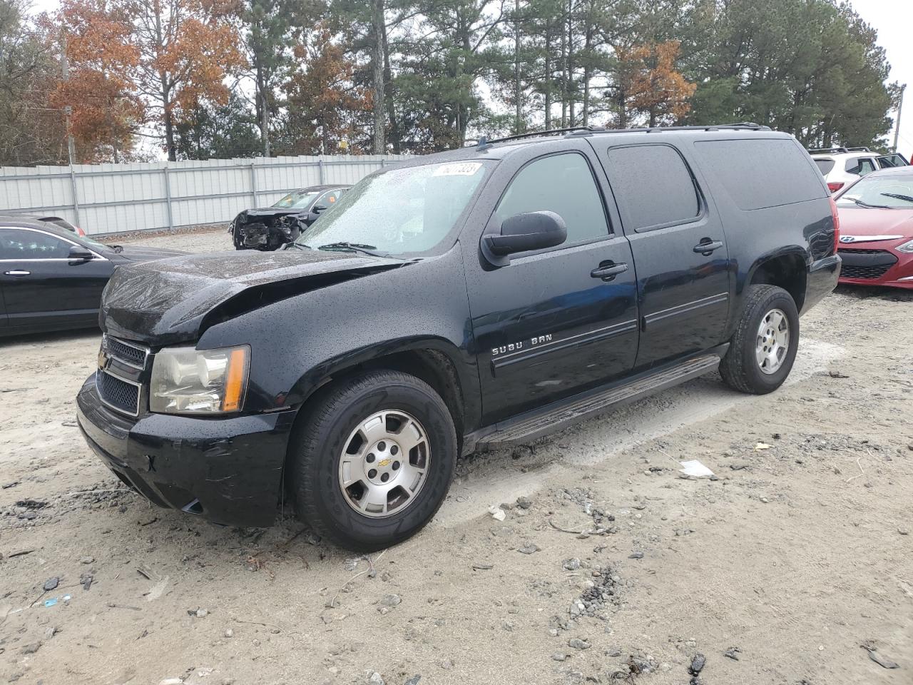 Chevrolet Suburban 2011