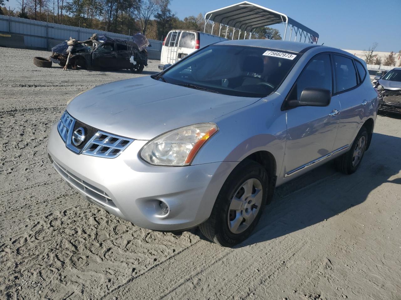 Nissan Rogue sport 2013