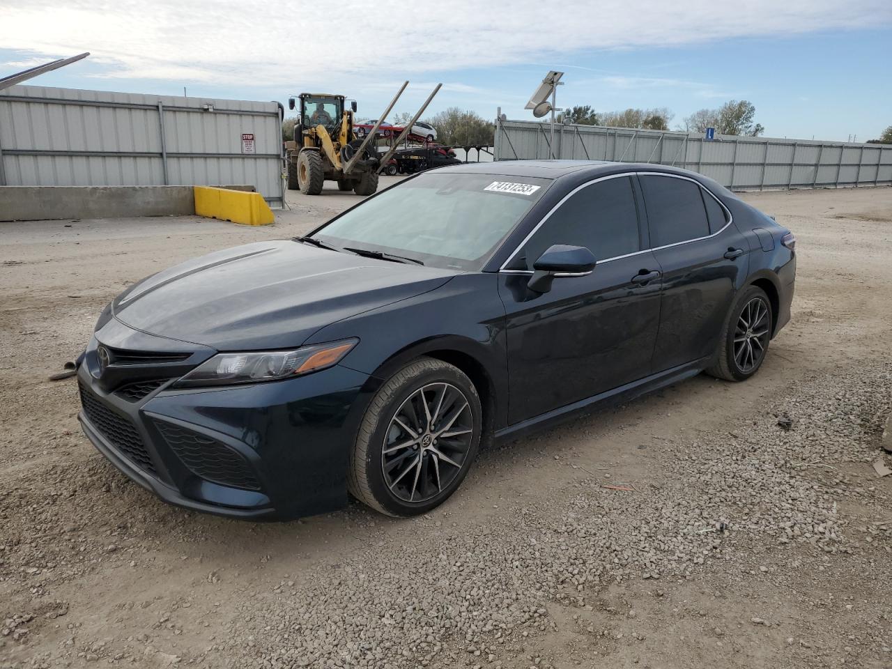 Toyota Camry 2021