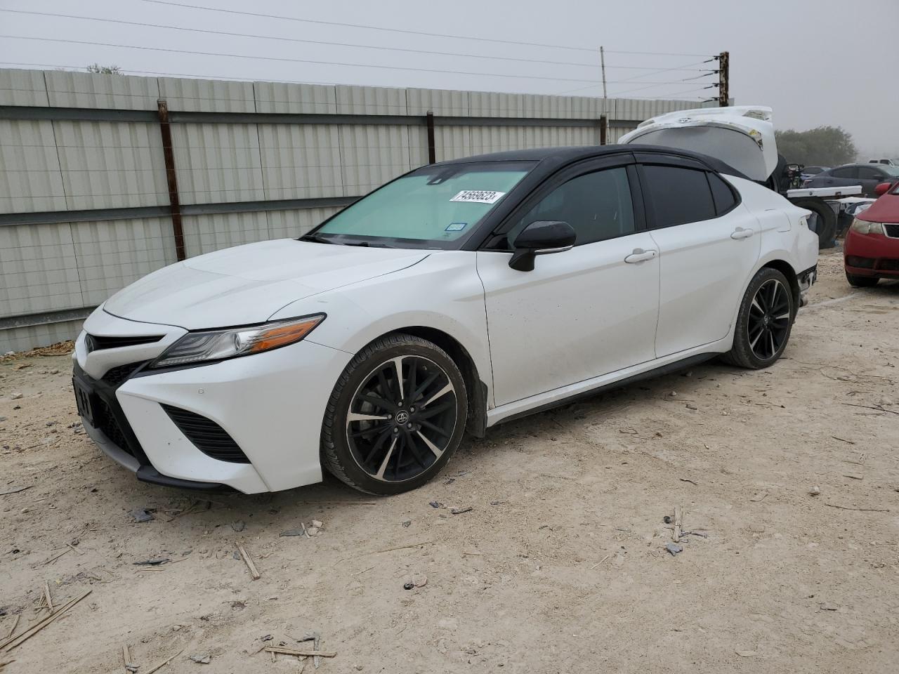 Toyota Camry 2018