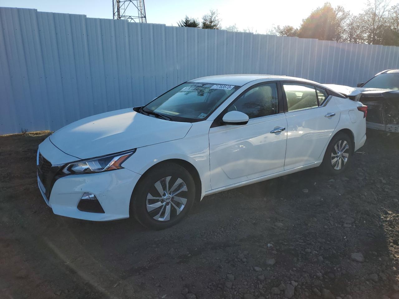 Nissan Altima 2020