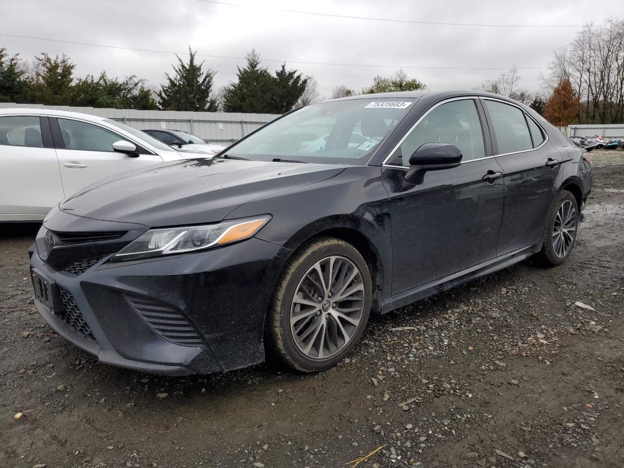 Toyota Camry 2019