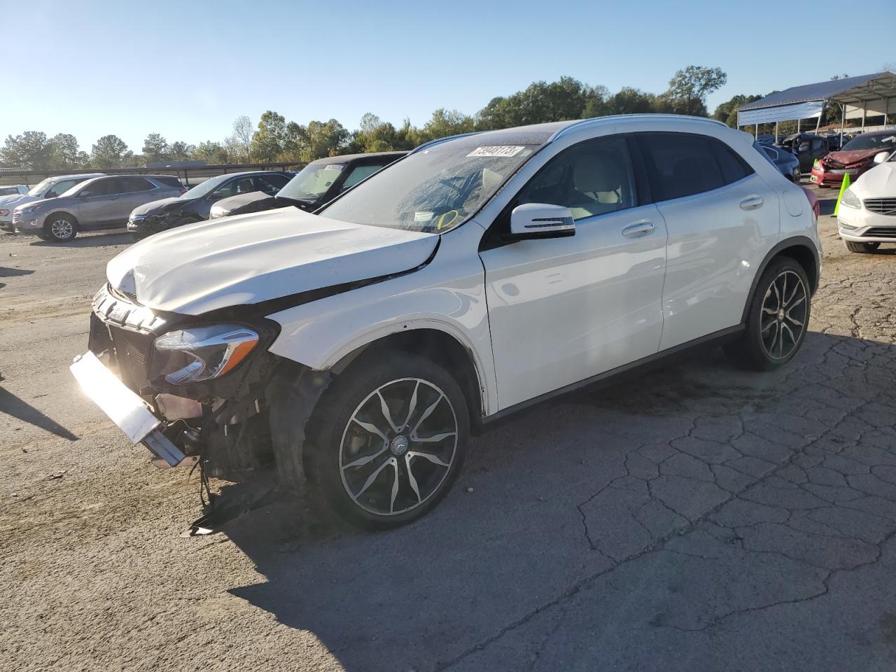 Mercedes-benz Gla-class 2015