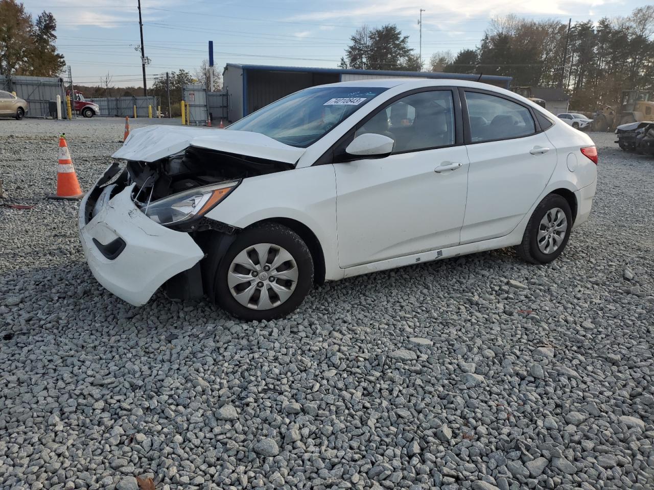 Hyundai Accent 2015