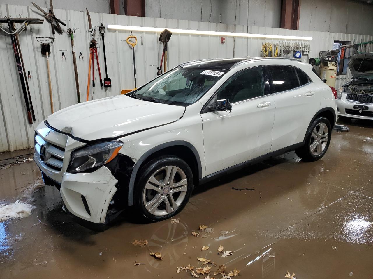 Mercedes-benz Gla-class 2015