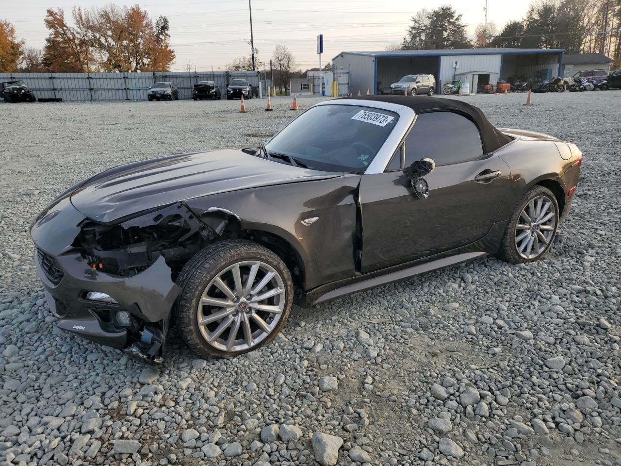 Fiat 124 spider 2017