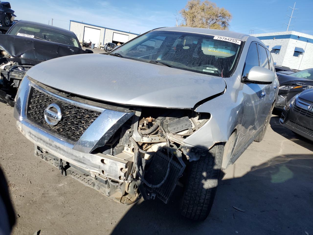 Nissan Pathfinder 2014