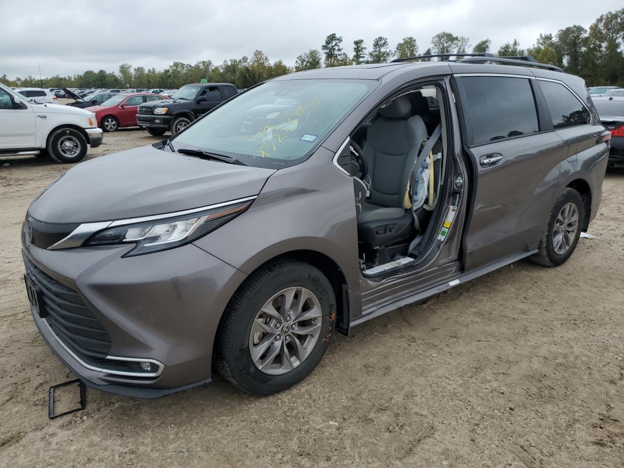 Toyota Sienna 2022