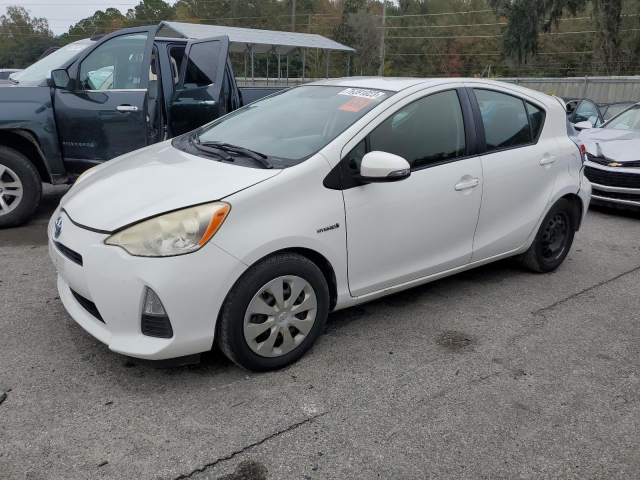 Toyota Prius c 2012