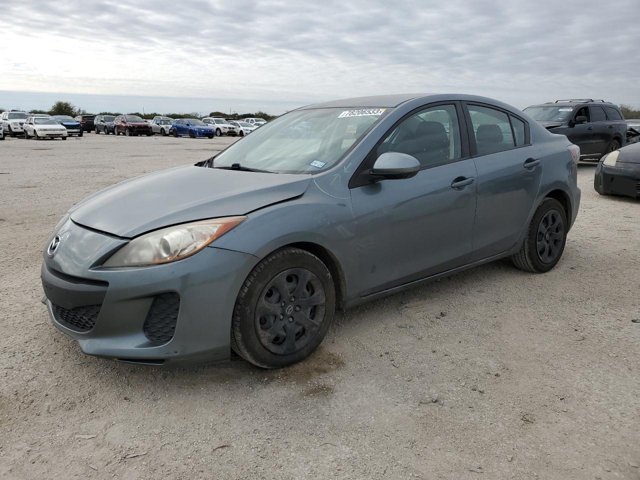 Mazda 3 2013
