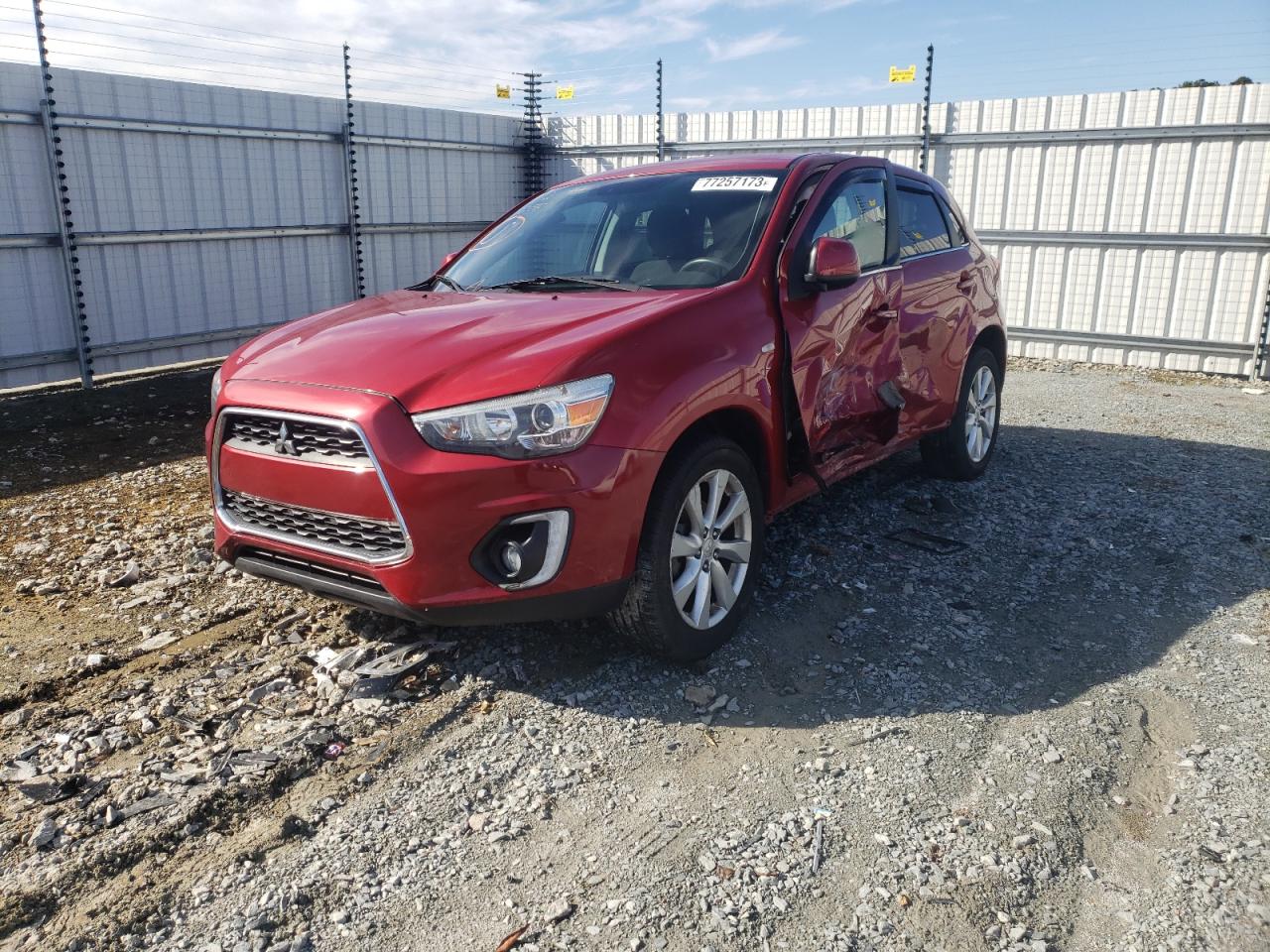 Mitsubishi Outlander 2015