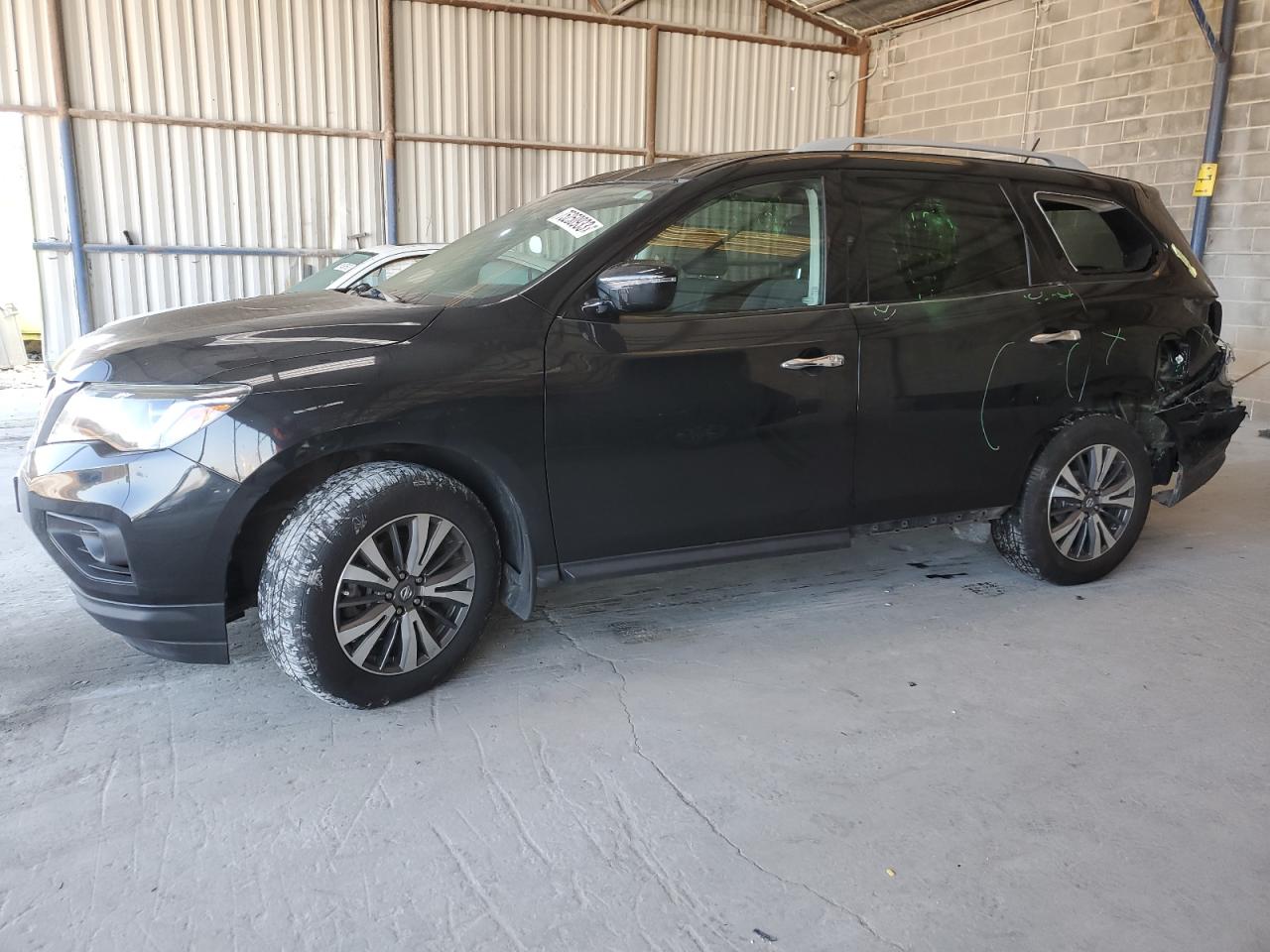 Nissan Pathfinder 2017