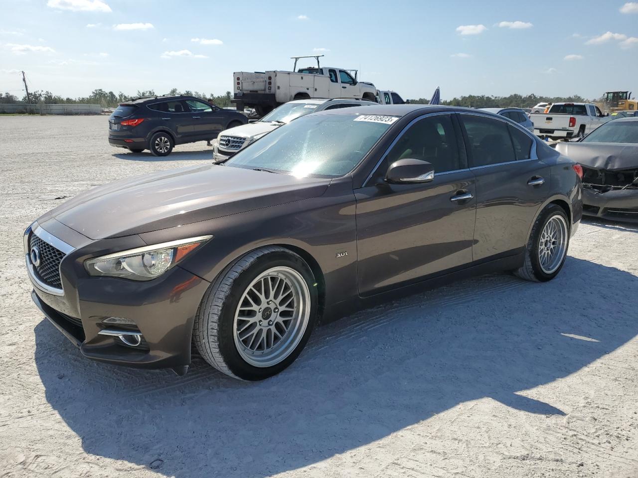 Infiniti Q50 2016
