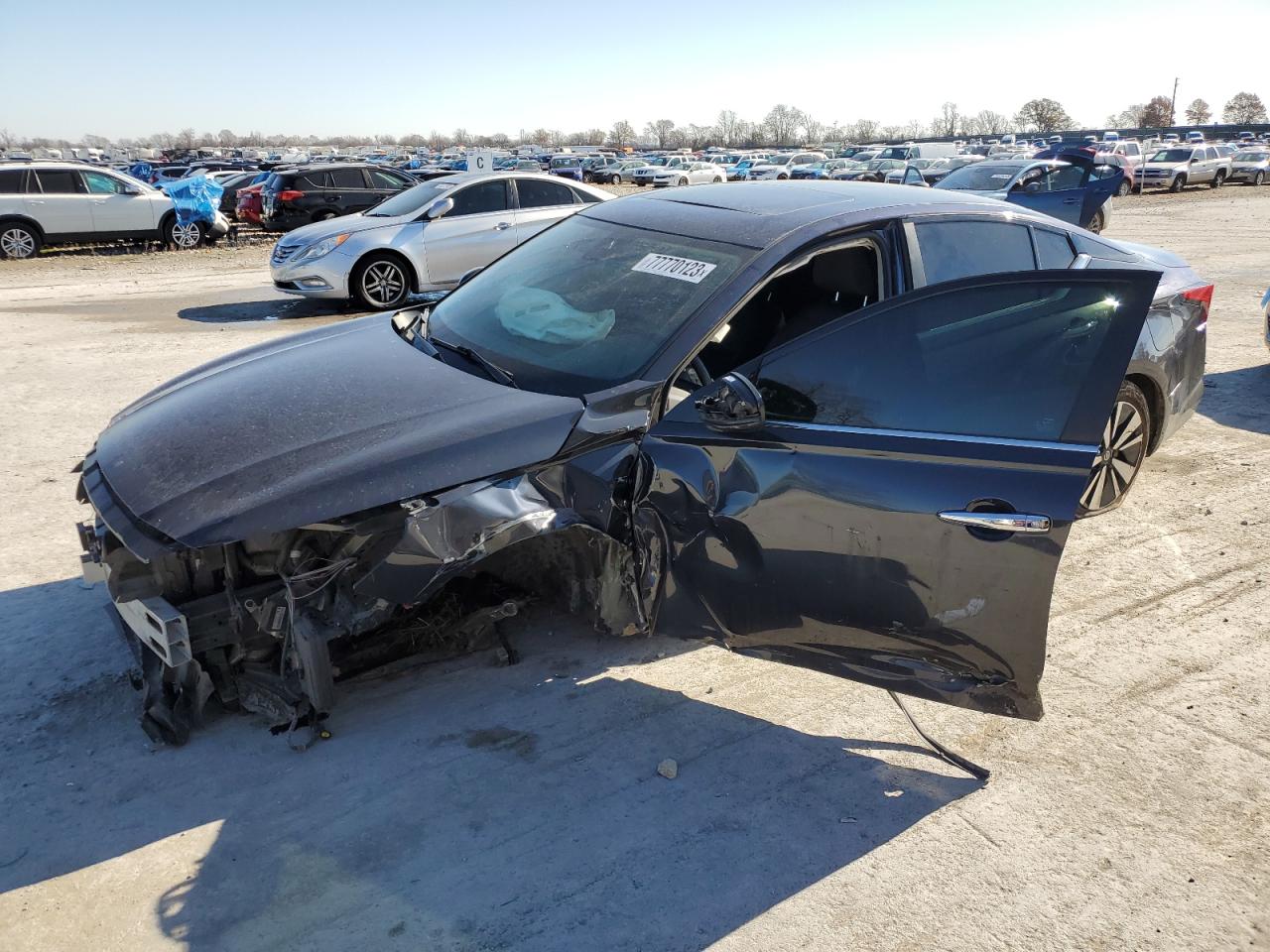 Nissan Altima 2019