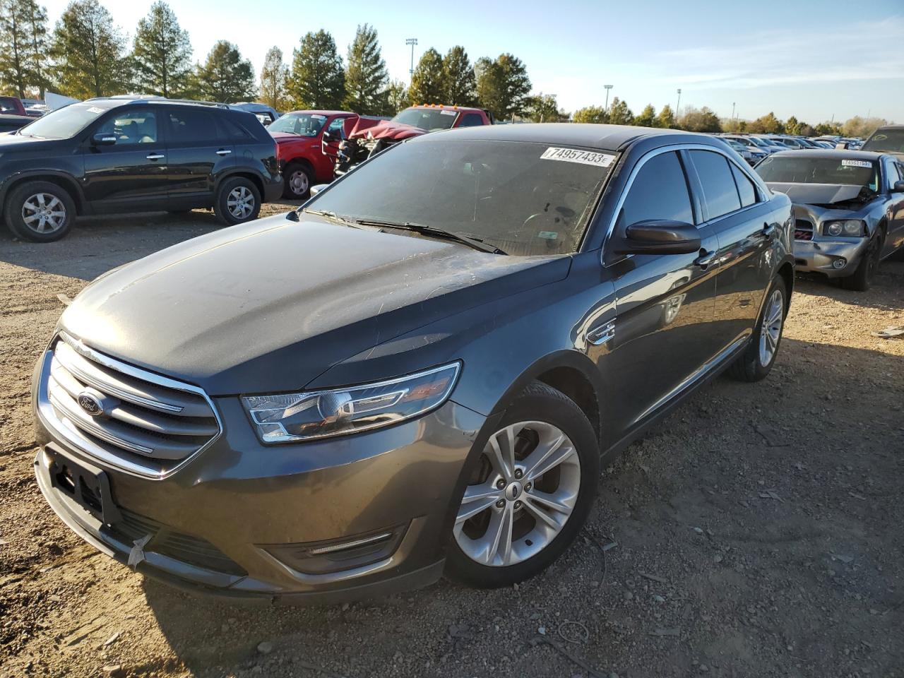 Ford Taurus 2016