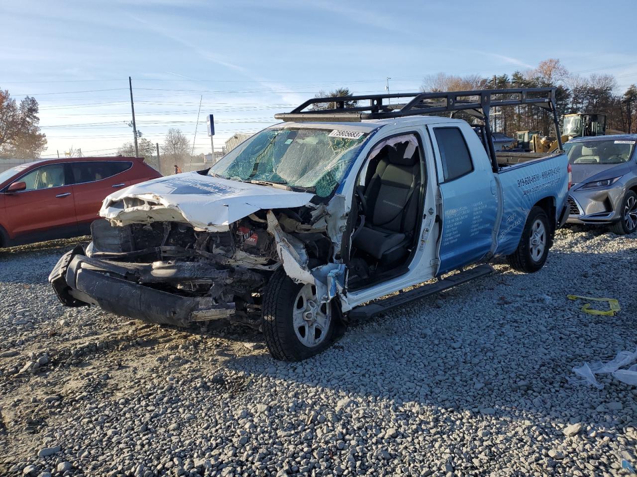 Toyota Tundra 2016