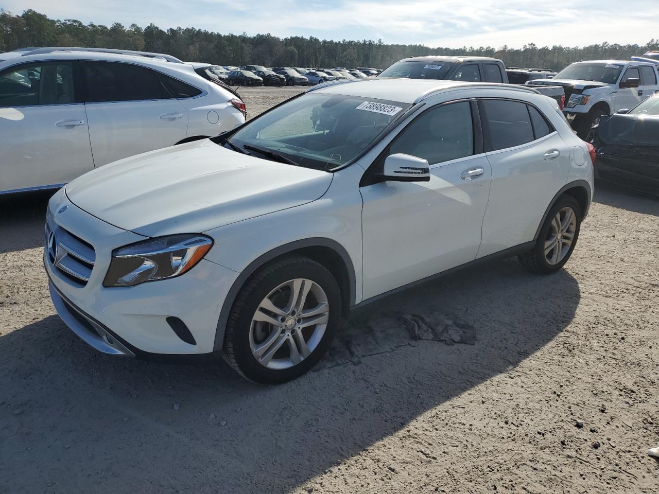 Mercedes-benz Gla-class 2015