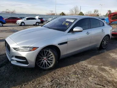Jaguar Xe 2020