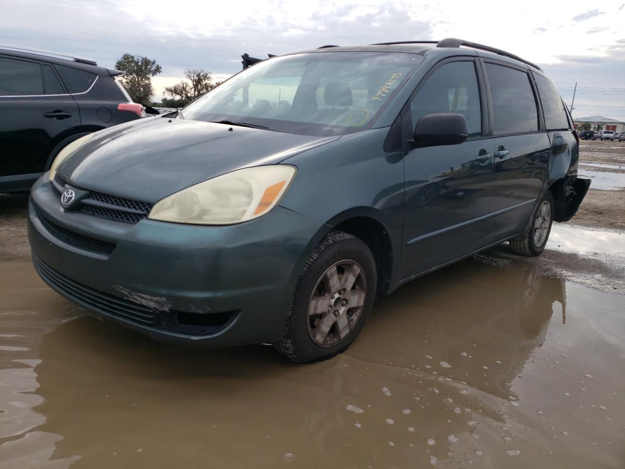 Toyota Sienna 2004