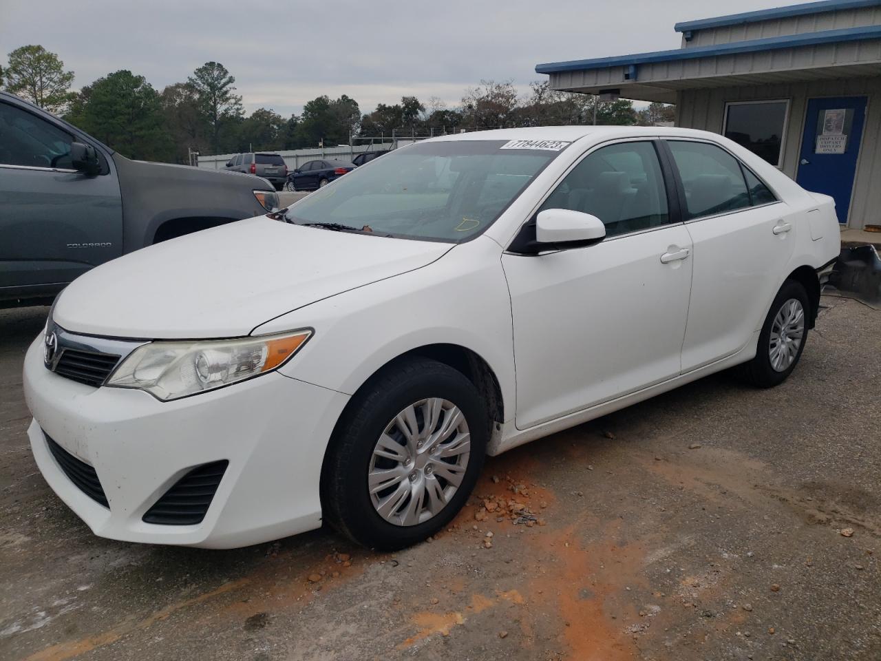 Toyota Camry 2013