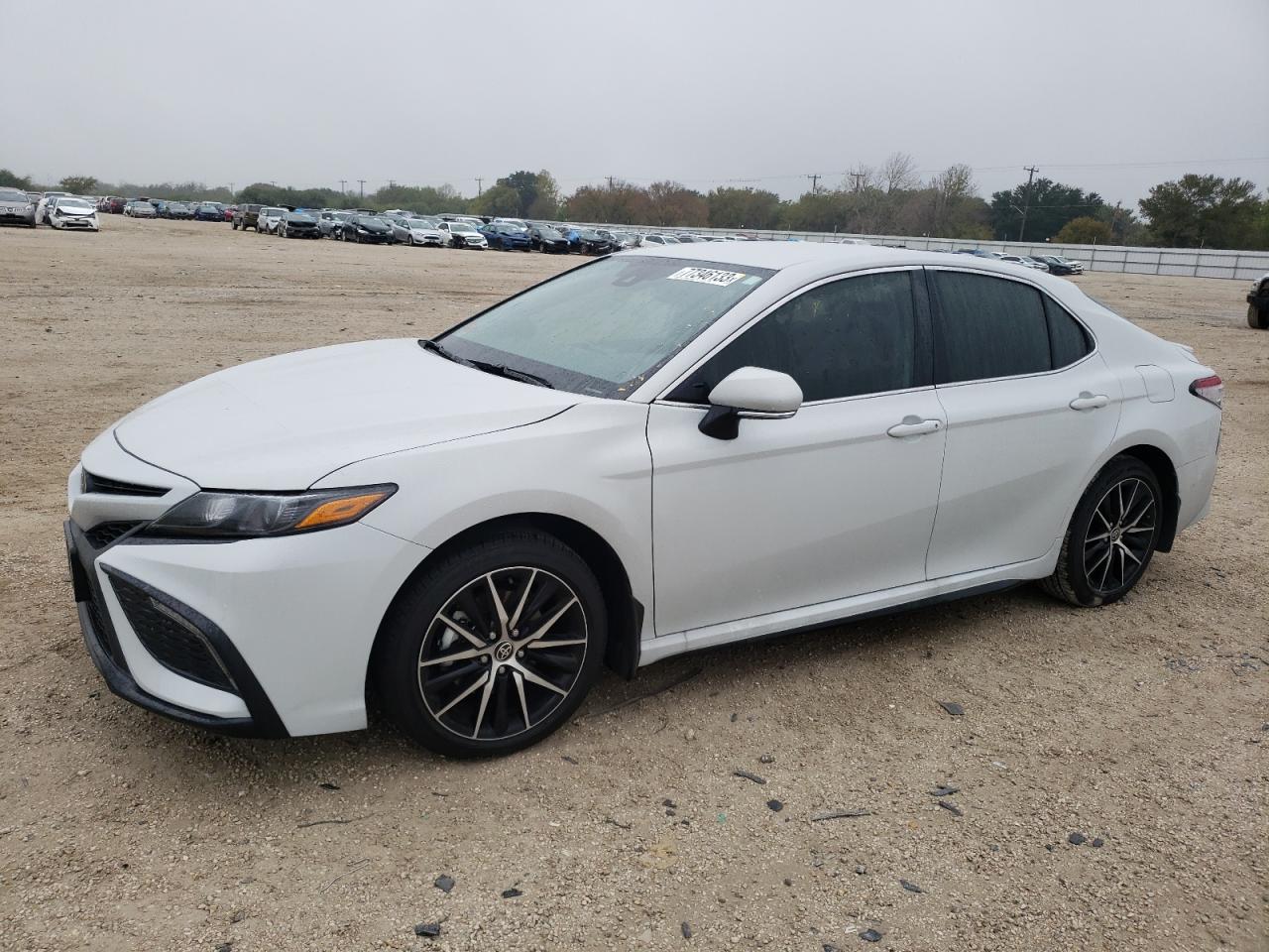 Toyota Camry 2024