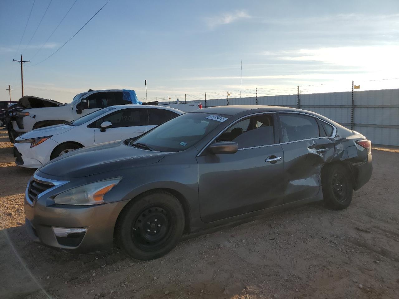 Nissan Altima 2015