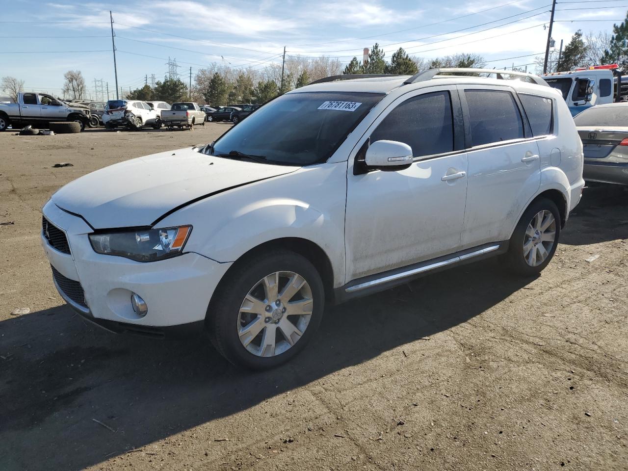 Mitsubishi Outlander 2013