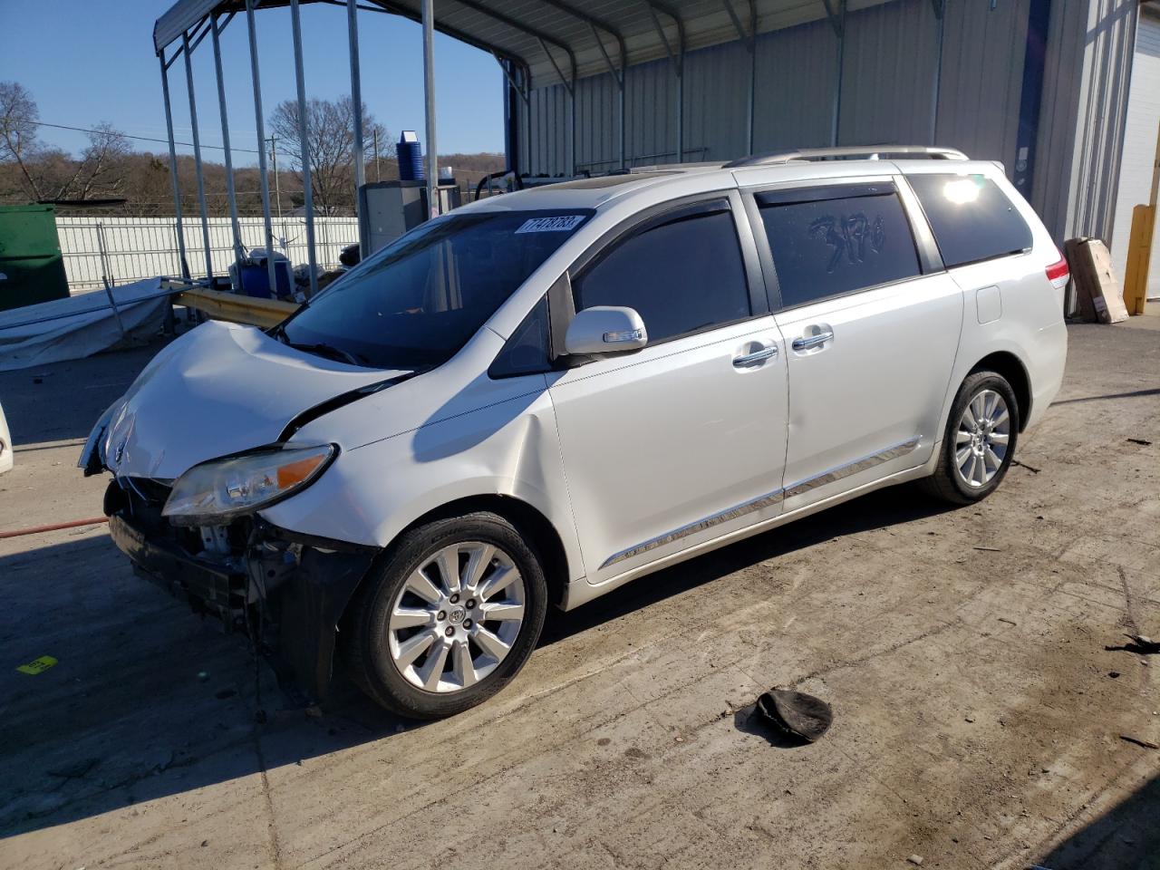 Toyota Sienna 2013