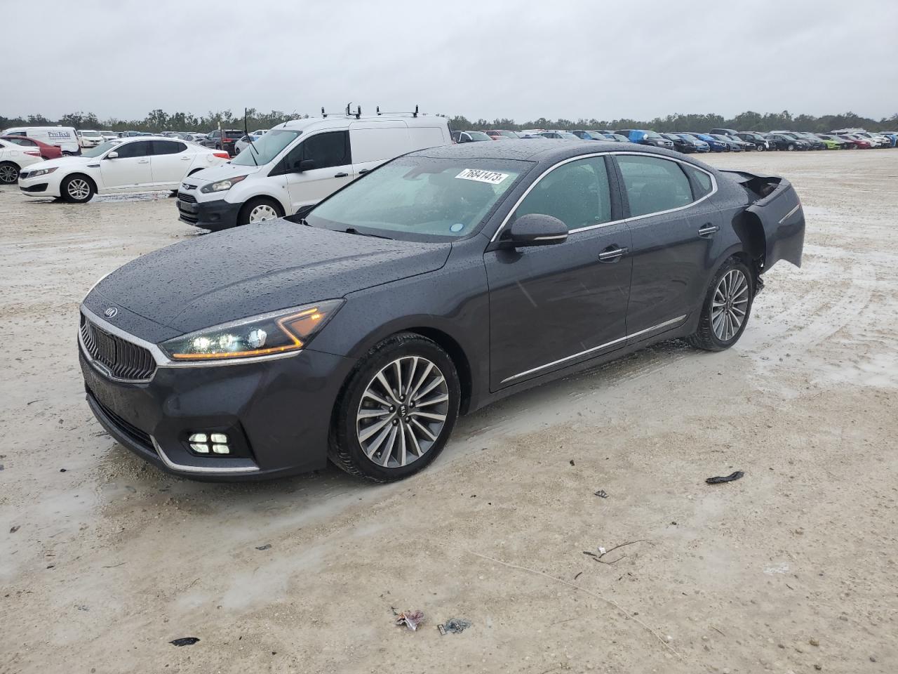 Kia Cadenza 2017