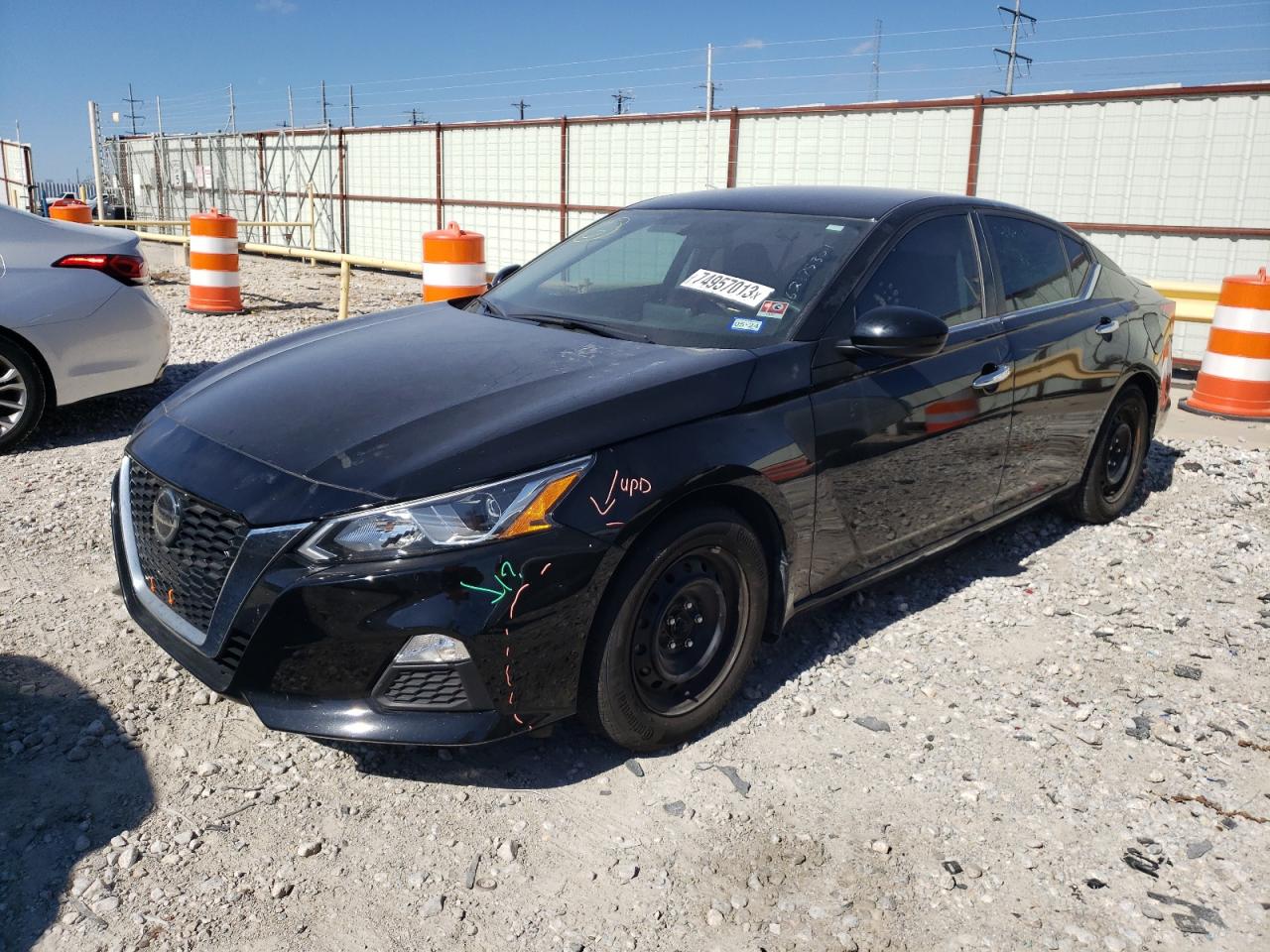 Nissan Altima 2020