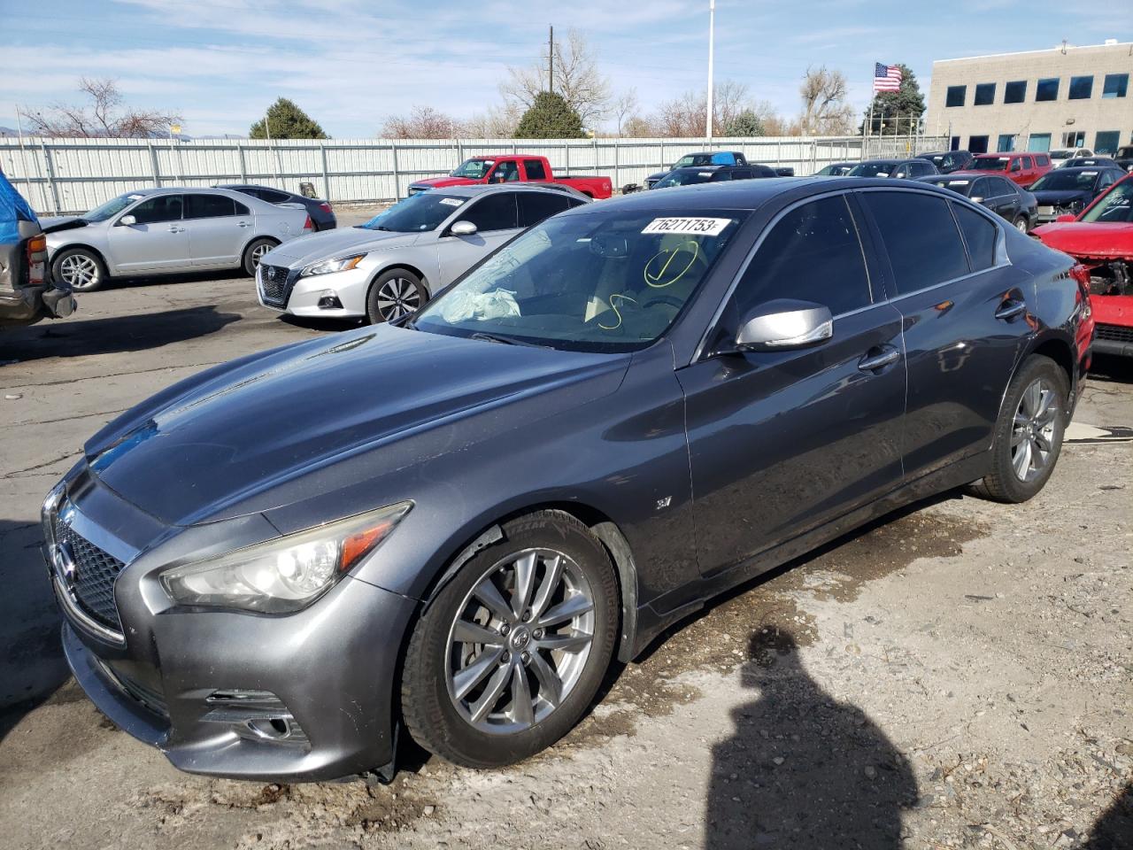 Infiniti Q50 2014