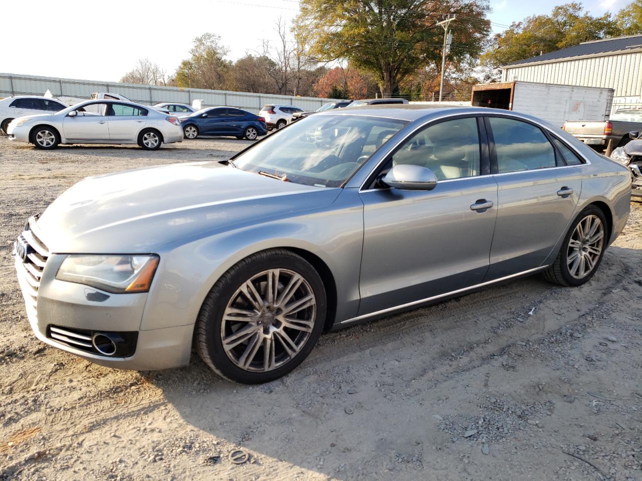 Audi A8 quattro 2013