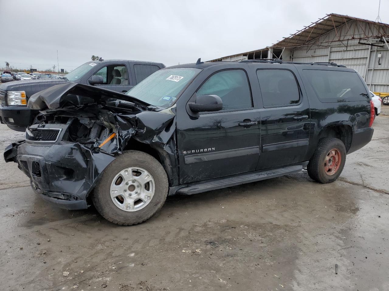 Chevrolet Suburban 2014