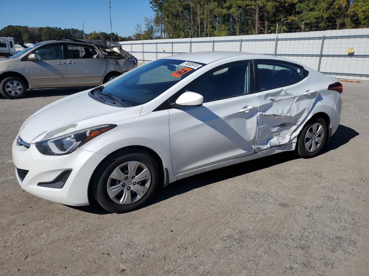 Hyundai Elantra 2016