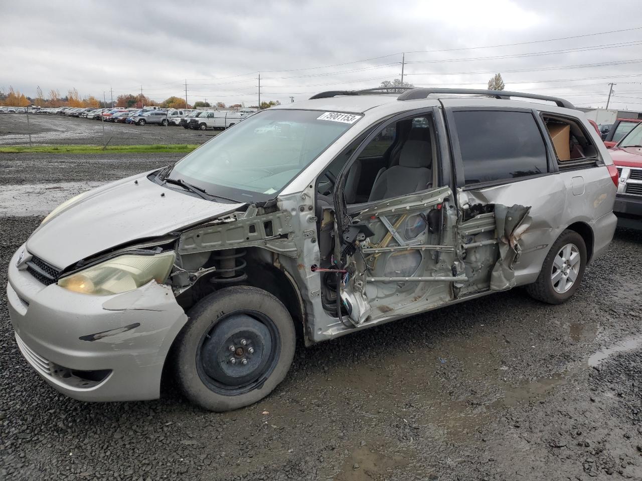 Toyota Sienna 2004