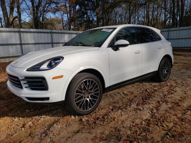 Porsche Cayenne 2021