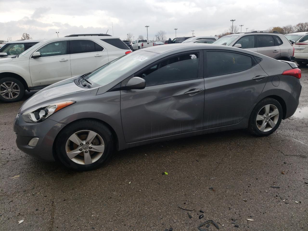 Hyundai Elantra 2012