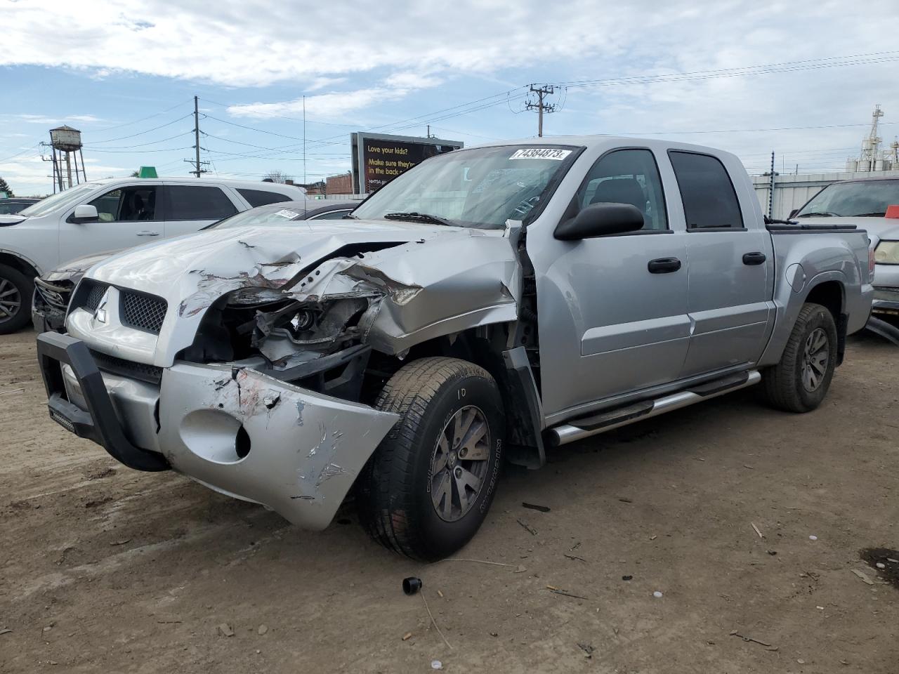 Mitsubishi Raider ls 2008