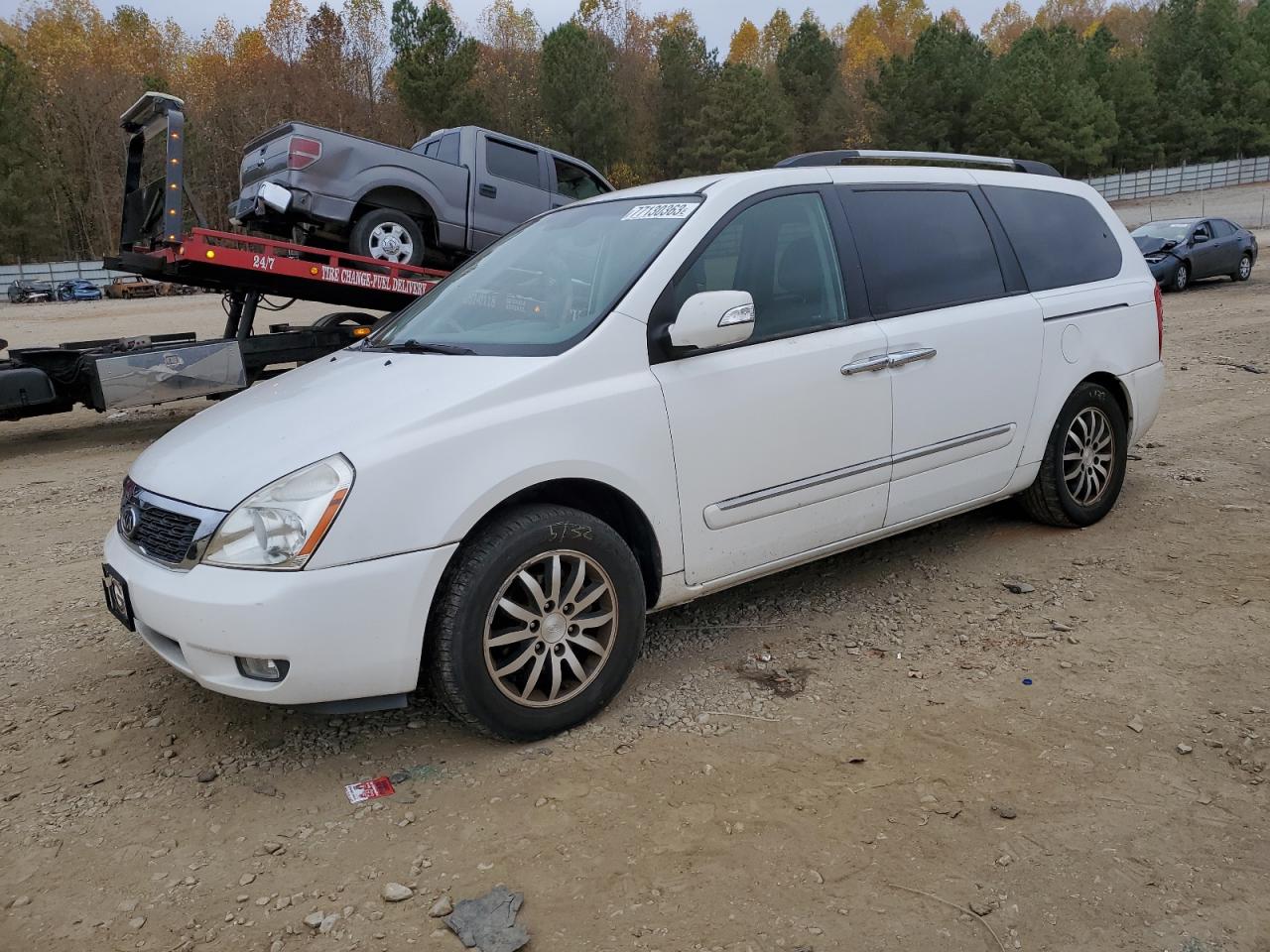 Kia Sedona 2011