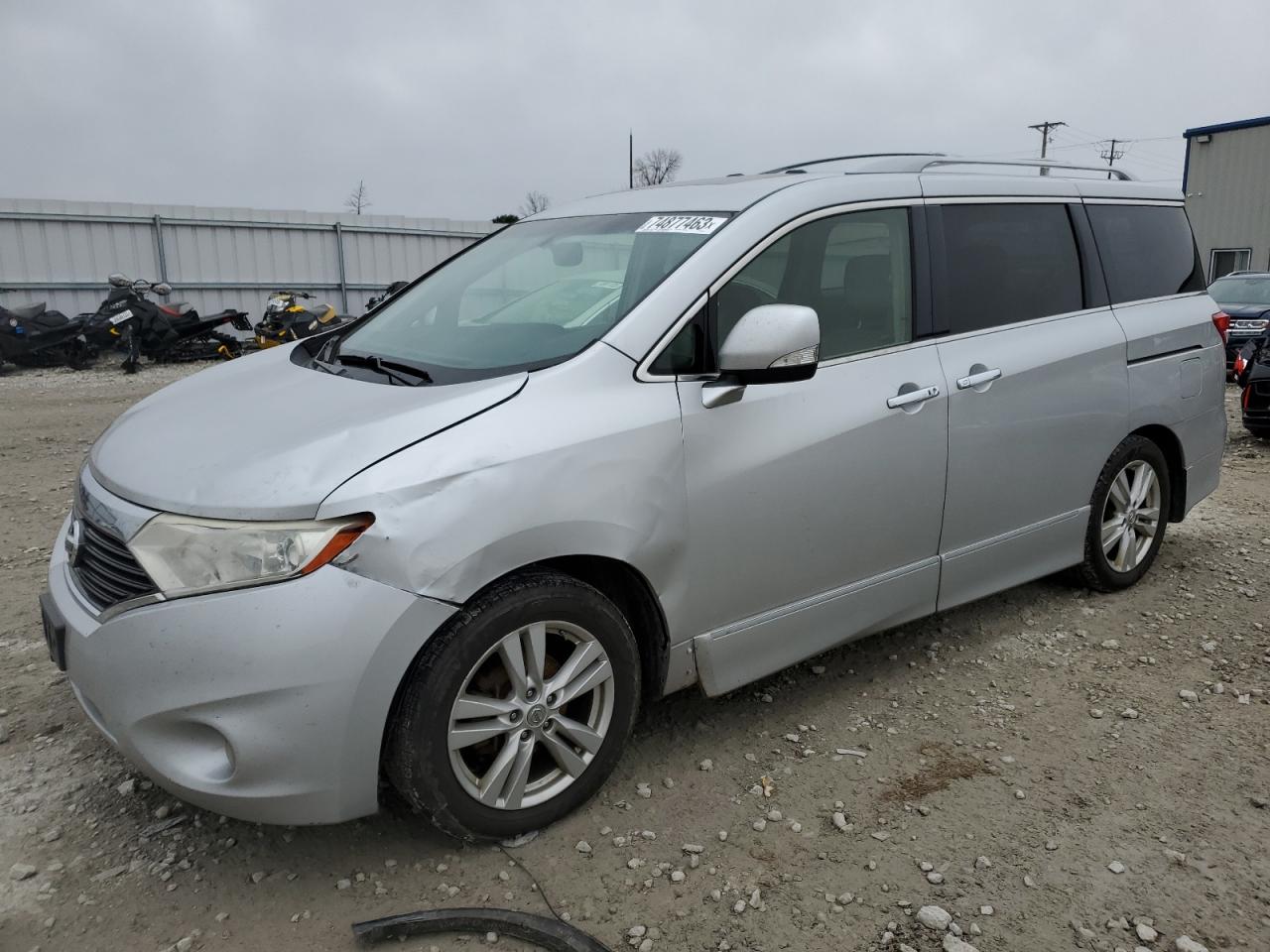 Nissan Quest 2013