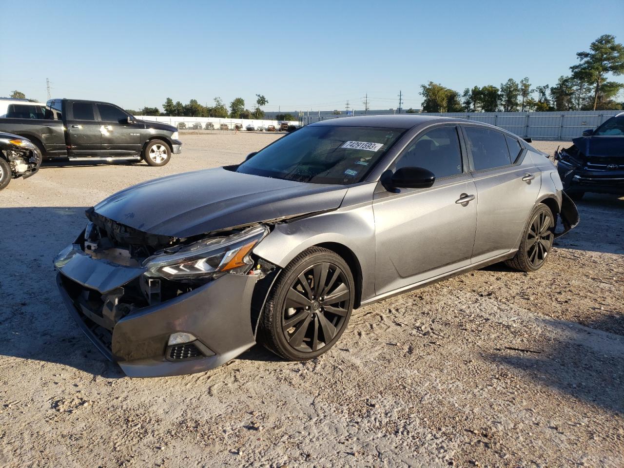 Nissan Altima 2020