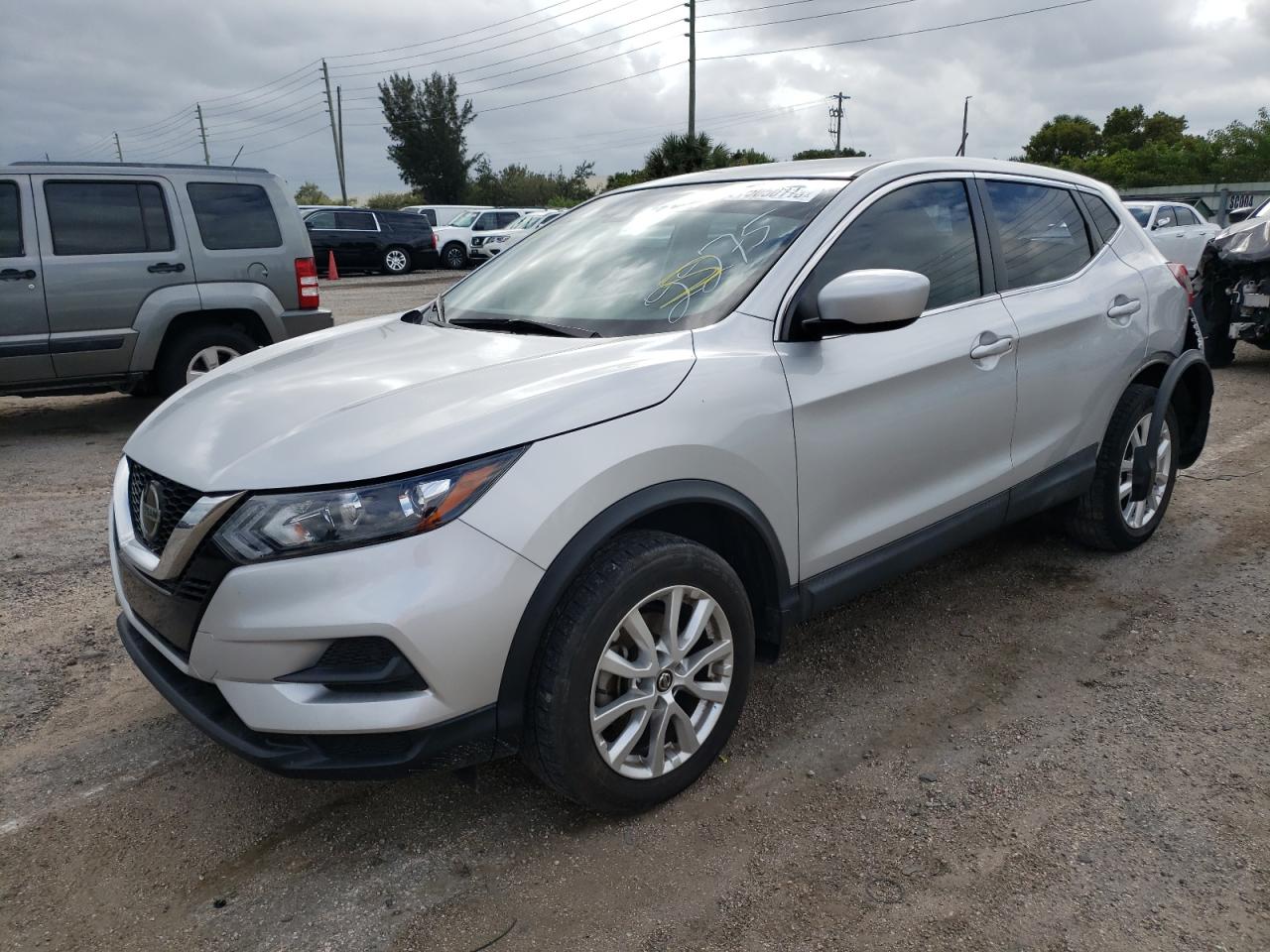 Nissan Rogue sport 2020
